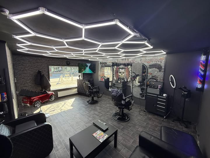 Interiør hos Zaidans Barbershop
